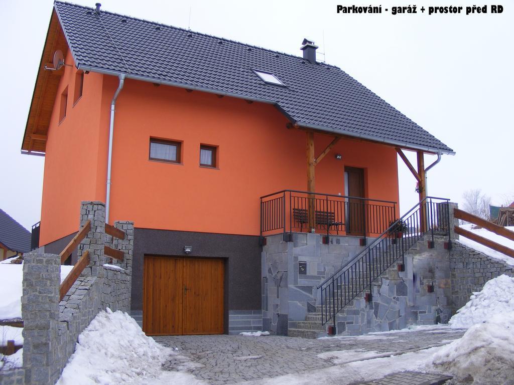 Holiday Home U Fiseru Kasperske Hory Luaran gambar